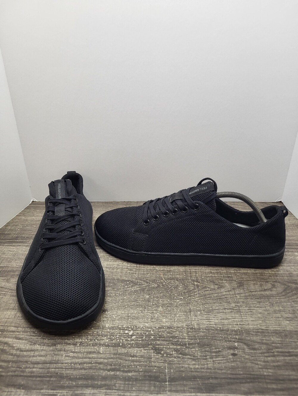 Feel Grounds Original Knit Sneaker Lace up Men Size 12 Black Barefoot Minimalist